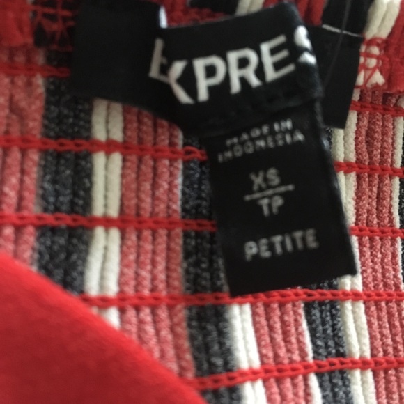 Cropped Jumpsuit - Picture 5 of 6